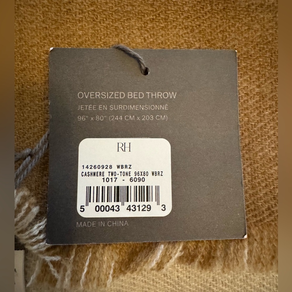 "RH" Luxurious 100%Cashmere CAMEL 
/White TWO-TONW Throw-in ,96“x 80".NEW w/Tag - Picture 4 of 13